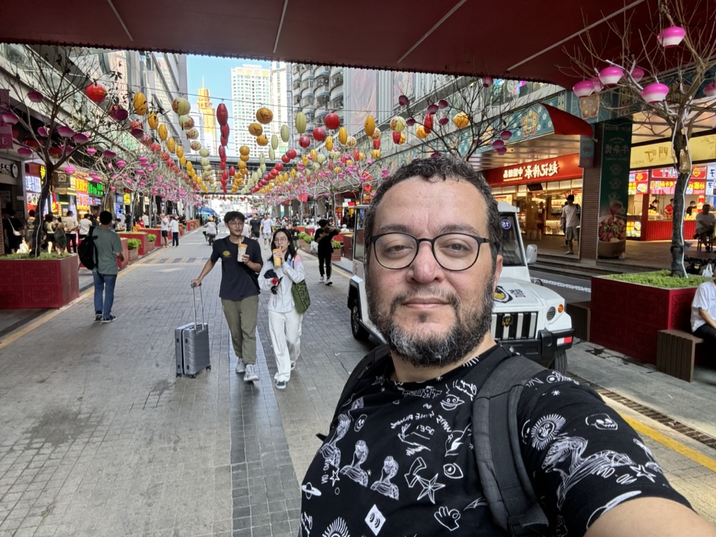 Festival öncesi sokaklar rengarenk